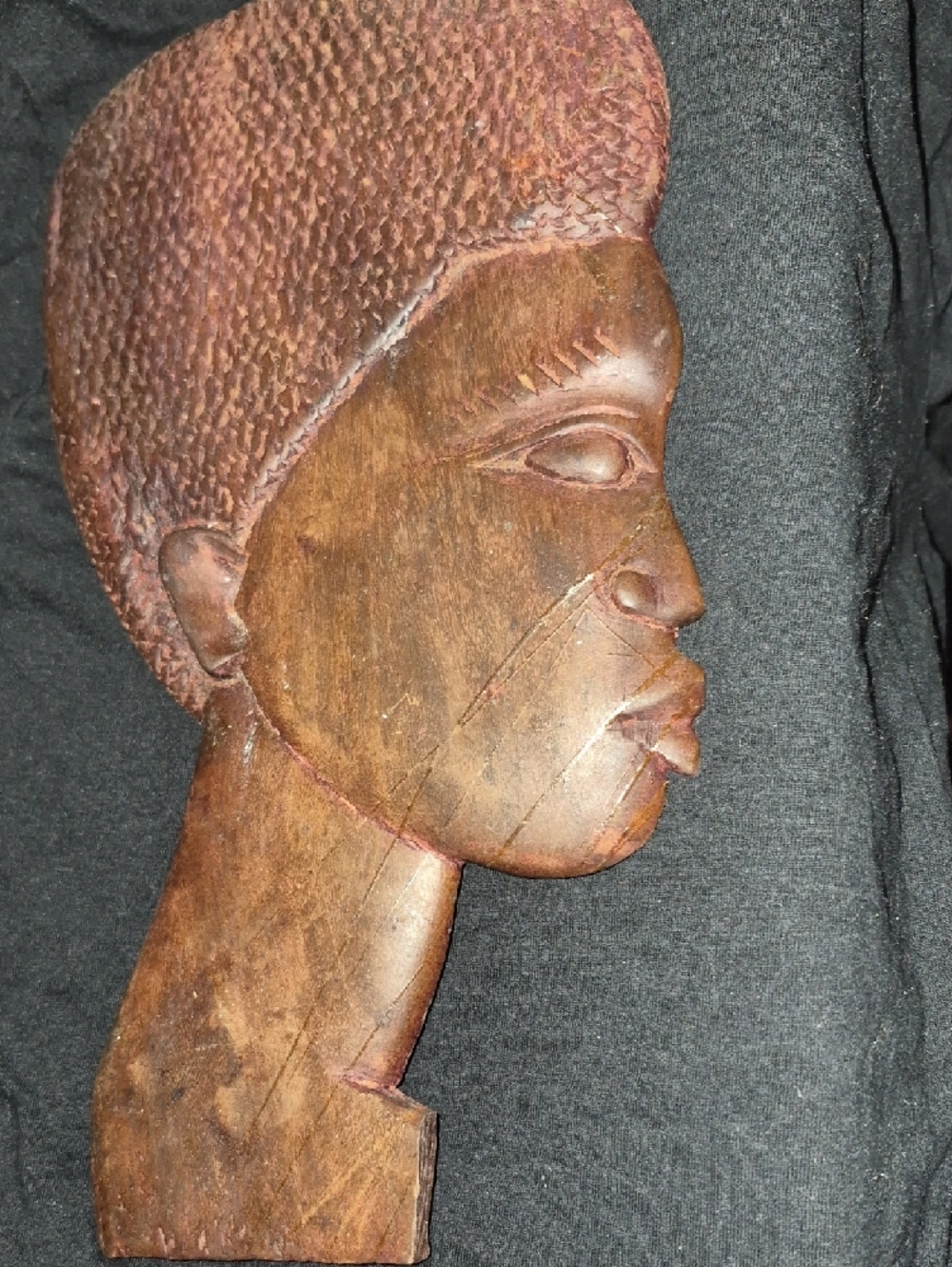 Hand-Carved Wooden African Bust Wall Art in Rich Brown - Picture 2 of 4